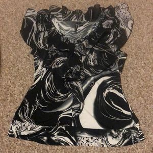 Milano Sleeveless ruffled blouse